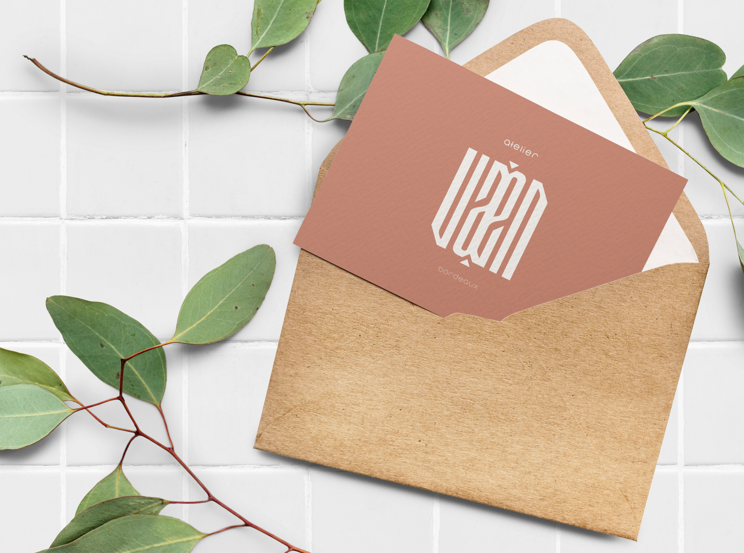 Carton d'invitation VAEN dans enveloppe en draft.